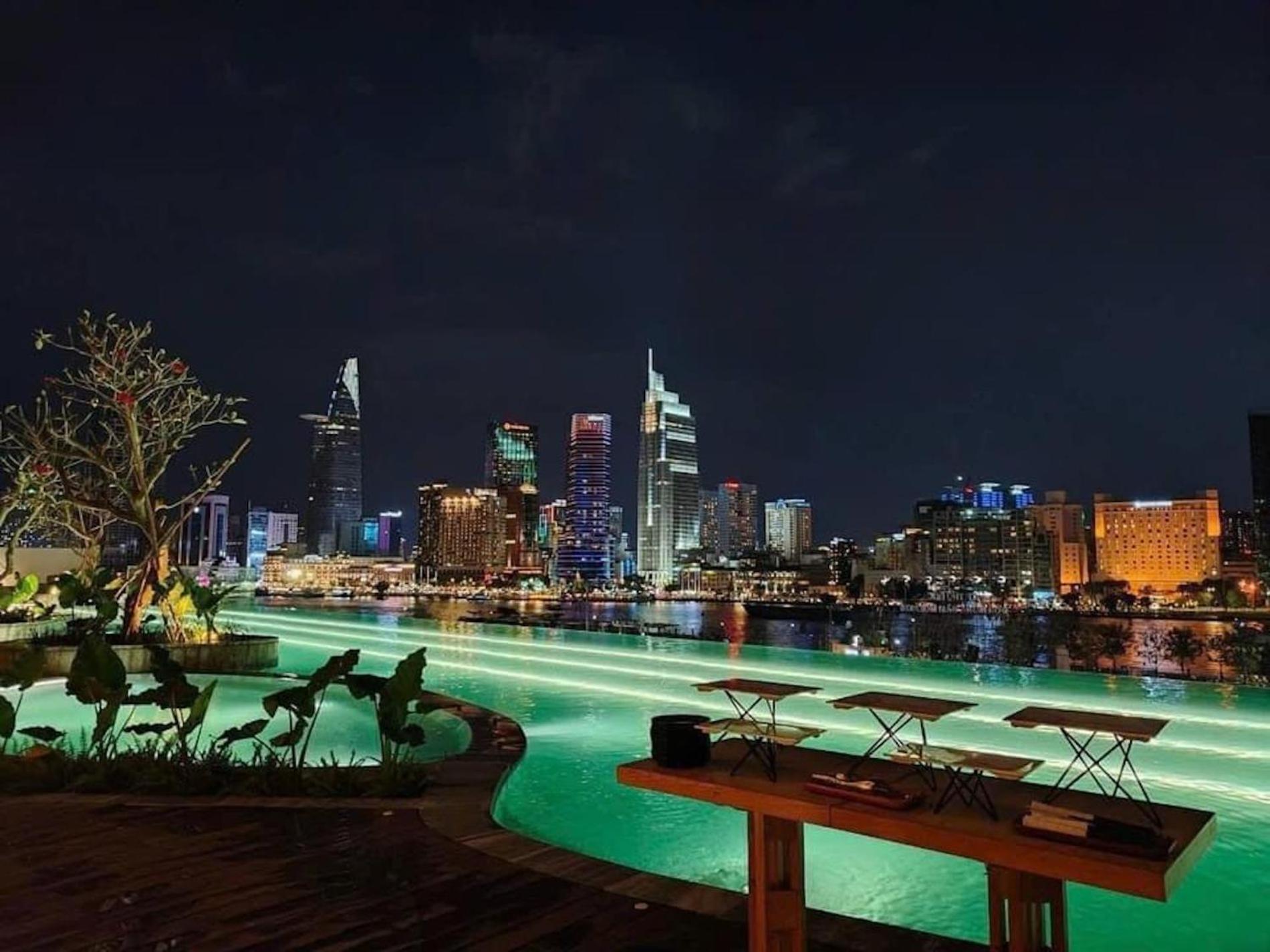 The Opera Apartment Cental Saigon Free Pool-Gym-Sauna Room- Golf Mini مدينة هوشي منه المظهر الخارجي الصورة