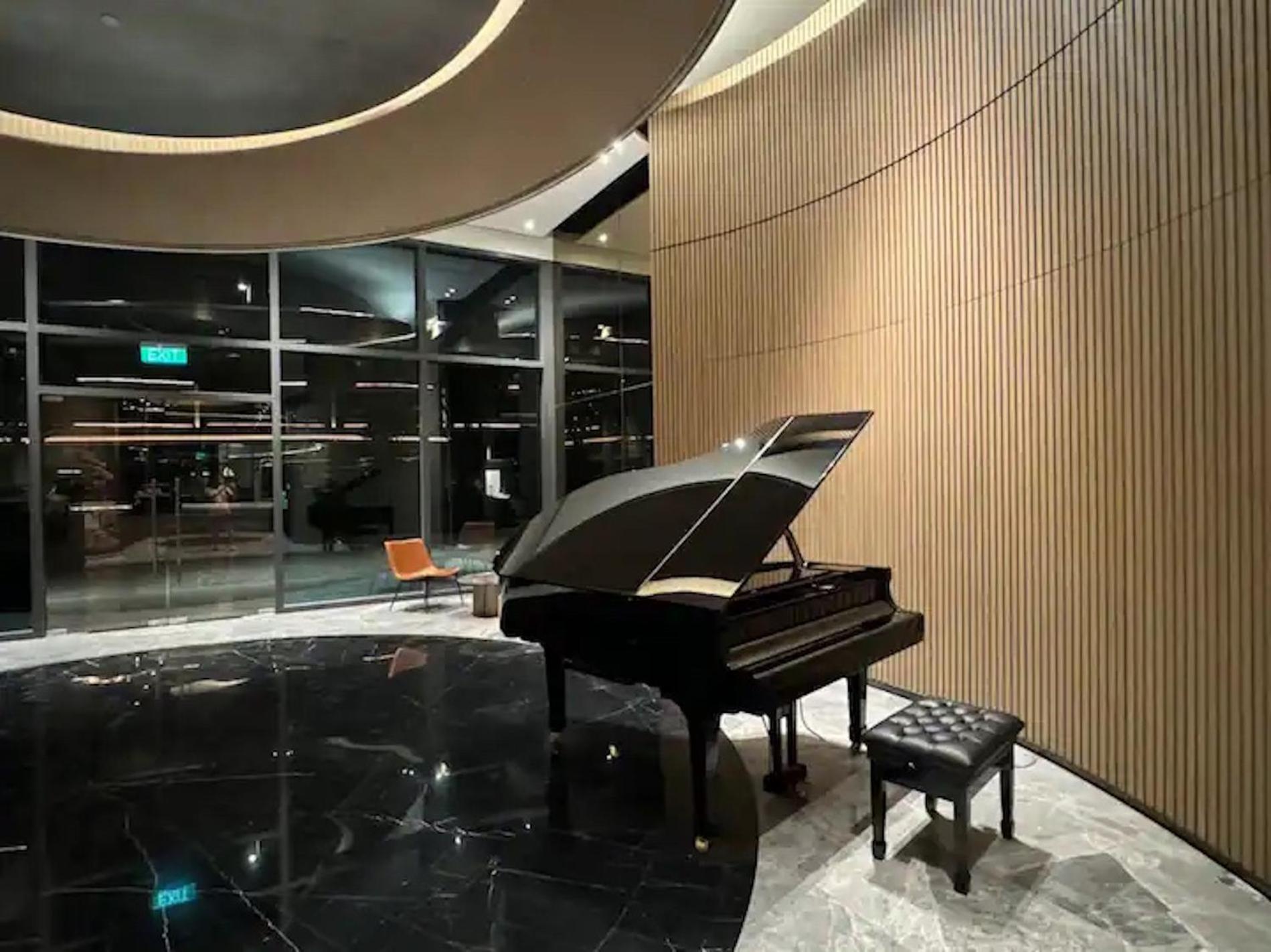 The Opera Apartment Cental Saigon Free Pool-Gym-Sauna Room- Golf Mini مدينة هوشي منه المظهر الخارجي الصورة