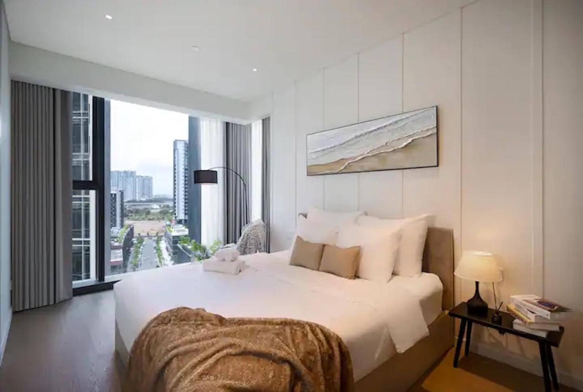 The Opera Apartment Cental Saigon Free Pool-Gym-Sauna Room- Golf Mini مدينة هوشي منه المظهر الخارجي الصورة