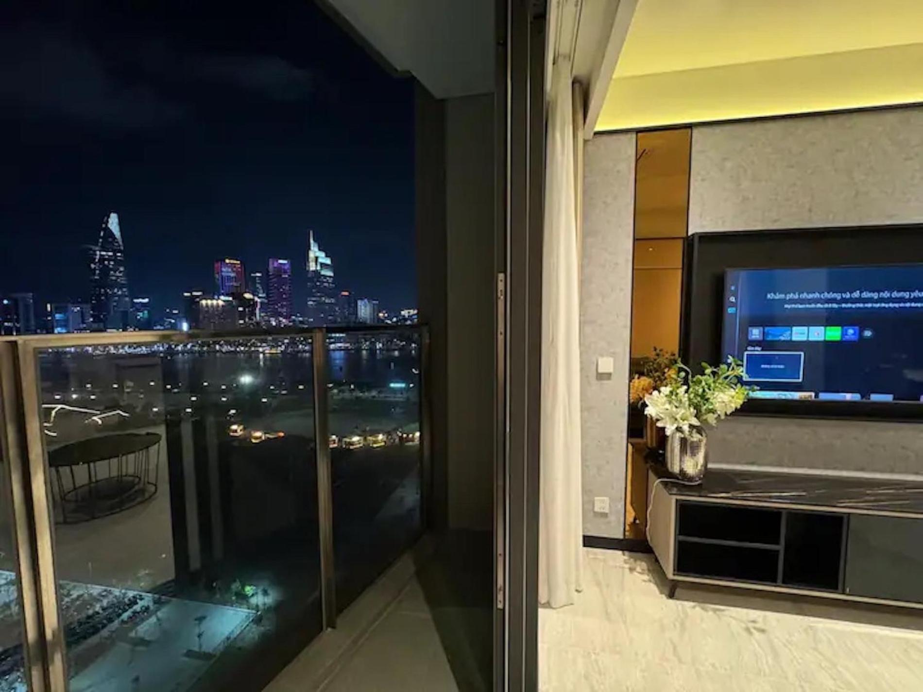 The Opera Apartment Cental Saigon Free Pool-Gym-Sauna Room- Golf Mini مدينة هوشي منه المظهر الخارجي الصورة