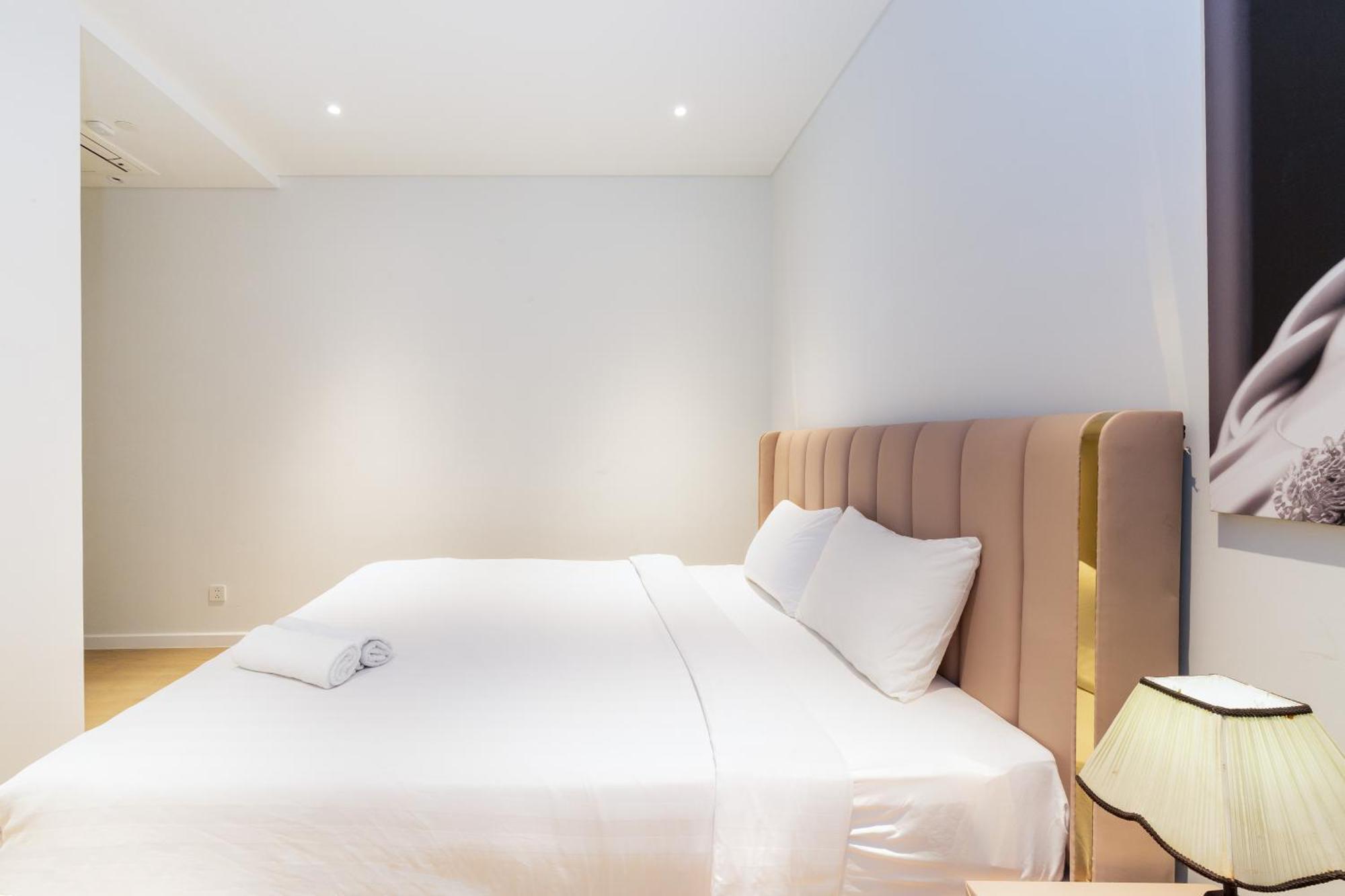 The Opera Apartment Cental Saigon Free Pool-Gym-Sauna Room- Golf Mini مدينة هوشي منه المظهر الخارجي الصورة