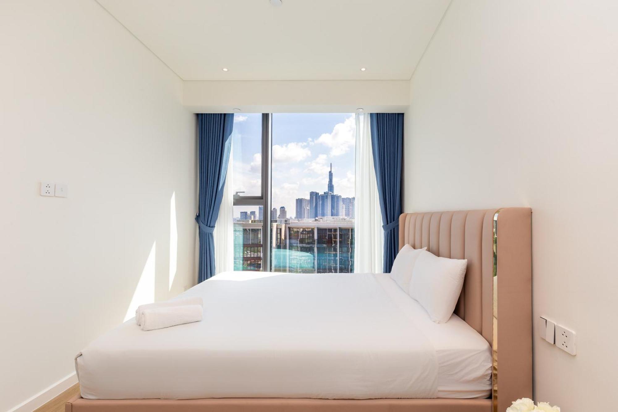 The Opera Apartment Cental Saigon Free Pool-Gym-Sauna Room- Golf Mini مدينة هوشي منه المظهر الخارجي الصورة