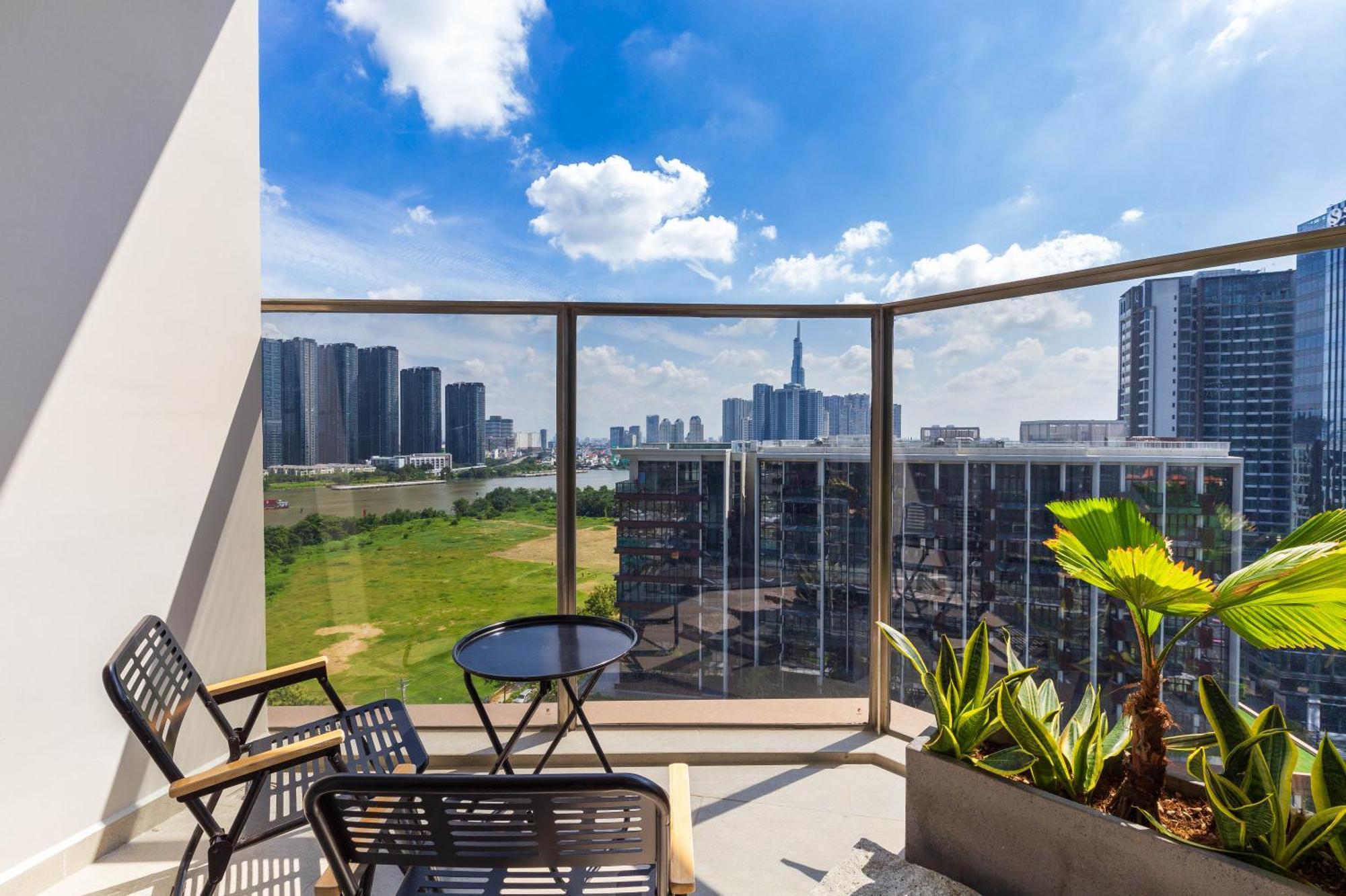 The Opera Apartment Cental Saigon Free Pool-Gym-Sauna Room- Golf Mini مدينة هوشي منه المظهر الخارجي الصورة