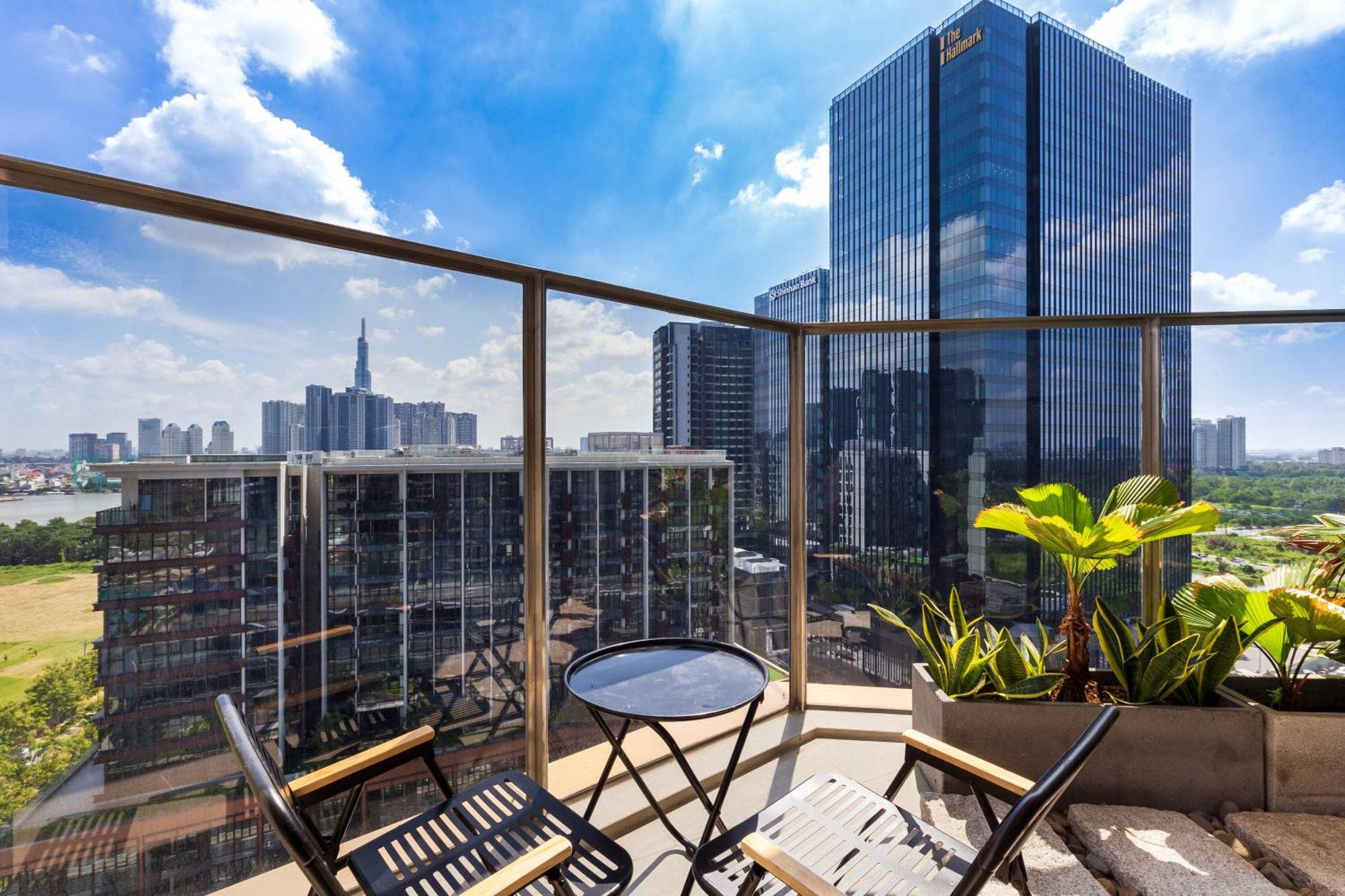 The Opera Apartment Cental Saigon Free Pool-Gym-Sauna Room- Golf Mini مدينة هوشي منه المظهر الخارجي الصورة