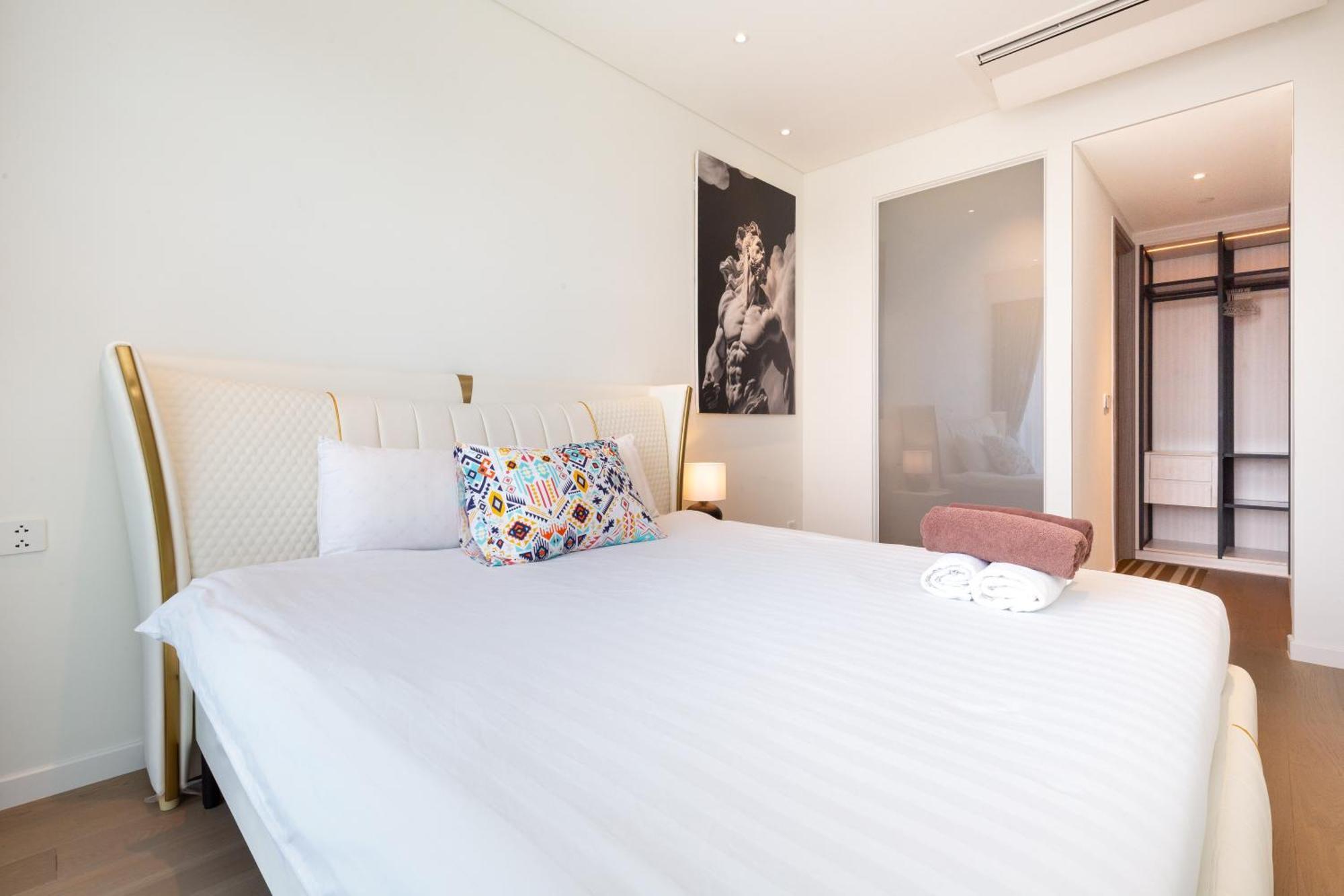 The Opera Apartment Cental Saigon Free Pool-Gym-Sauna Room- Golf Mini مدينة هوشي منه المظهر الخارجي الصورة